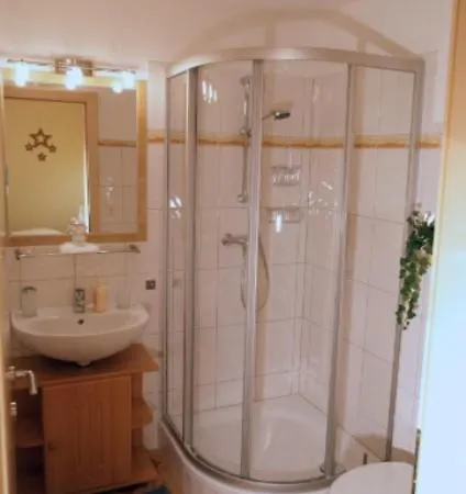 アパート Anita フィーバーブルン