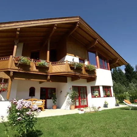 Anita フィーバーブルン